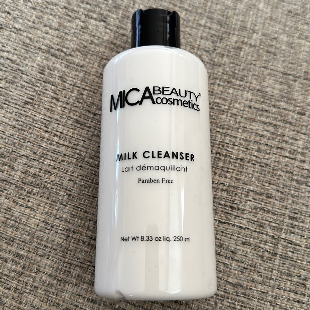 Mica Beauty Cosmetics Milk Cleanser